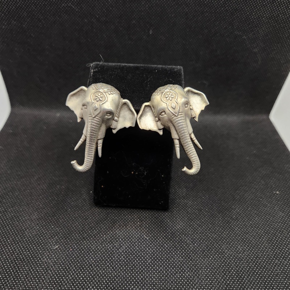 VTG JJ Jonette Ganesha Elephant Face Figural Matte Gold Tone 2" Chunky Earrings